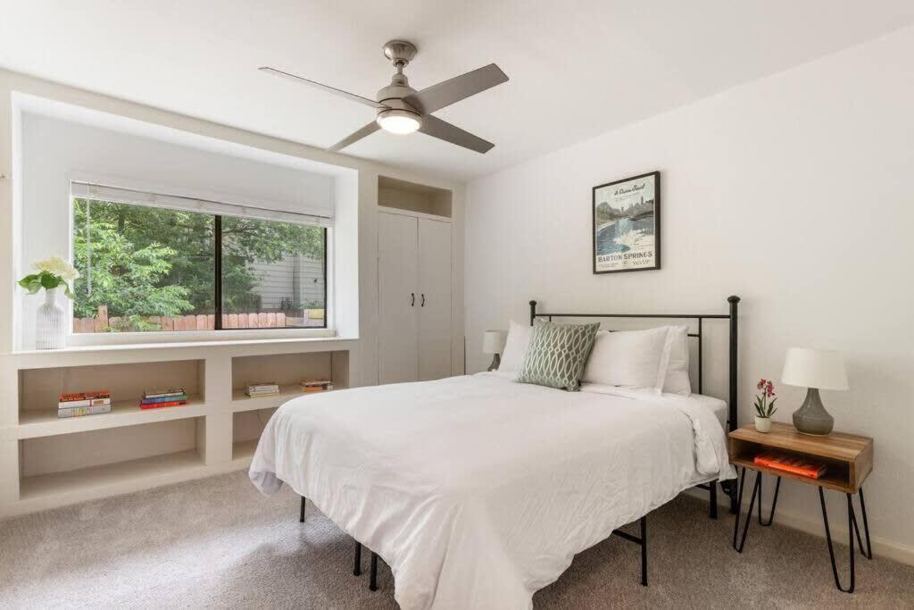 Charming 2 Bedroom Unit With Large Yard Austin Exterior photo